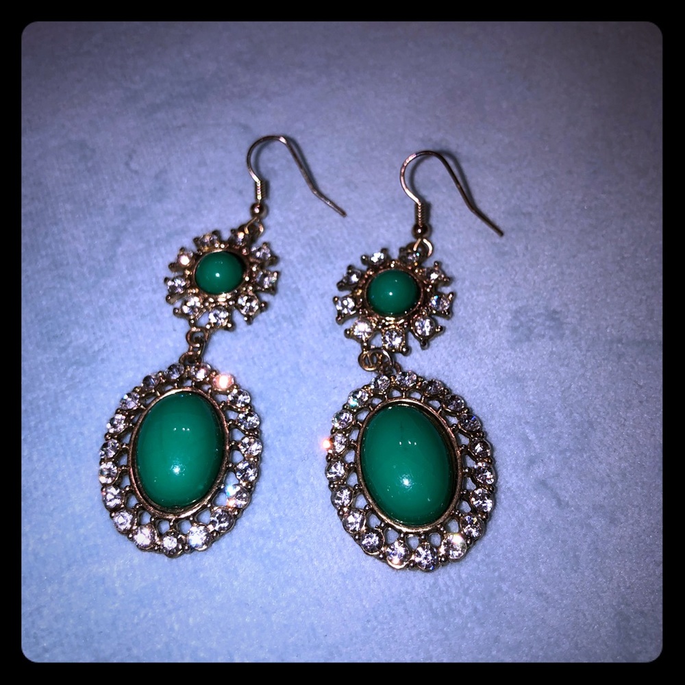 Beautiful, Vintage Looking Green Earrings